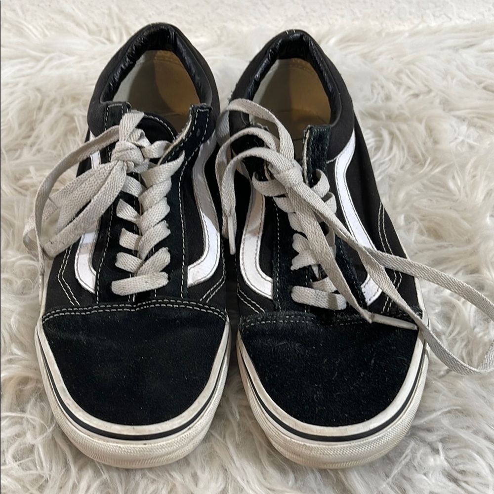 VANS Old Skool Classic Sneakers Black & White Size 7.5 Unisex